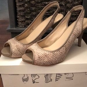Nine West Taupe Pumps